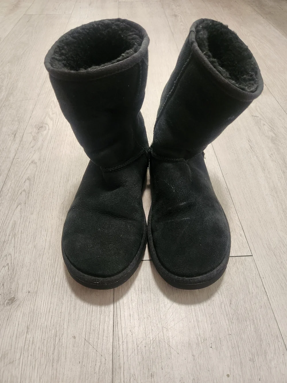UGG Black Classic Short Shearling Winter Boots